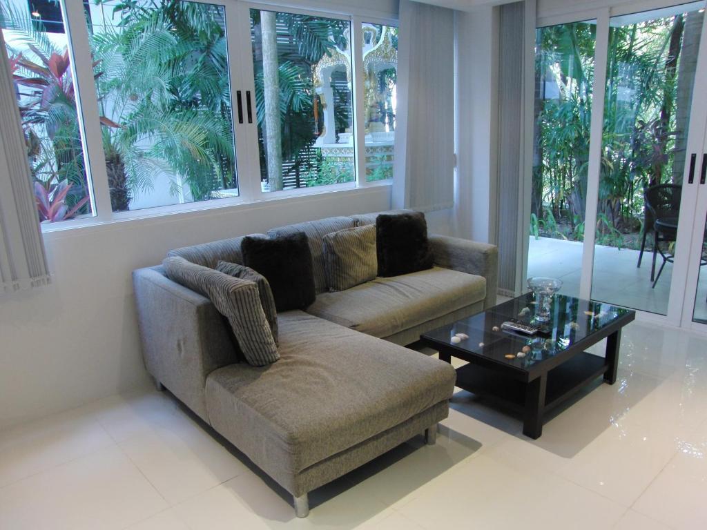 Sunset Plaza By Resava Apartamento Karon Quarto foto