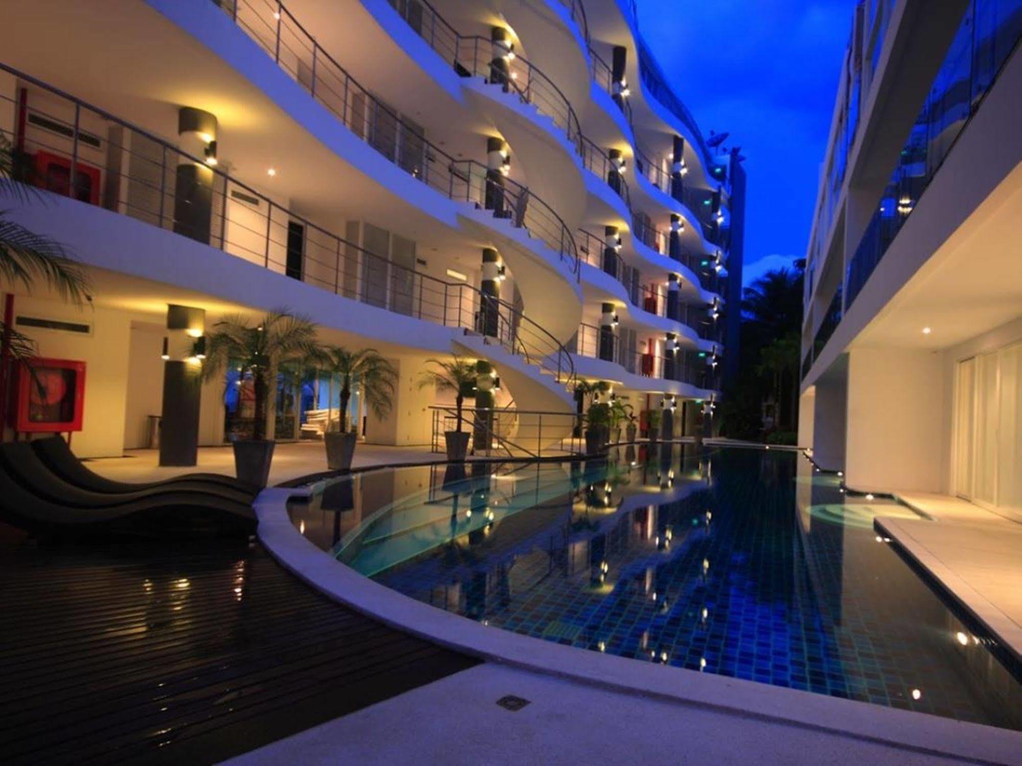 Sunset Plaza By Resava Apartamento Karon Exterior foto